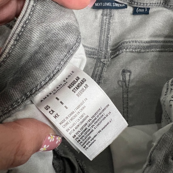 American Eagle Gray Low Rise Curvy Stretch  Jeggings Size 8 - Picture 6 of 8